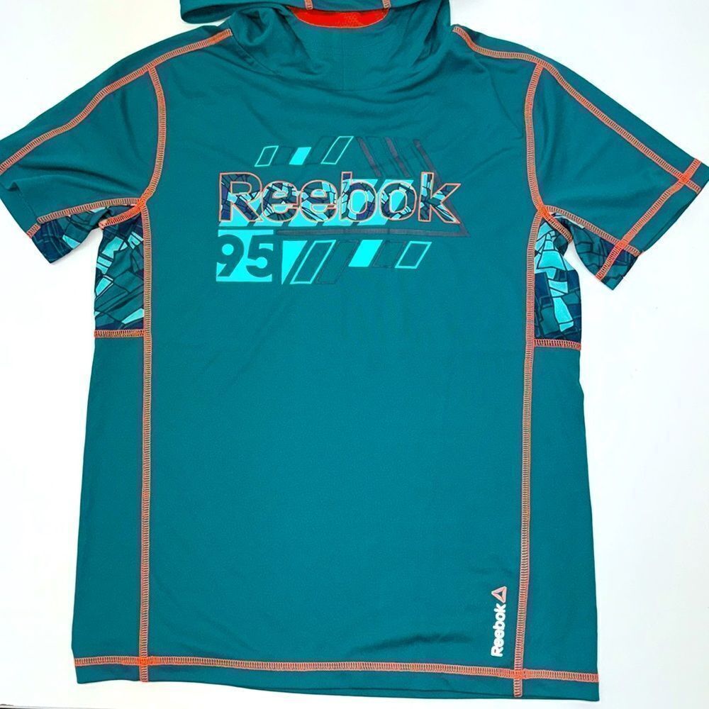 🔥Reebok T-shirt-boys kids swim Sz M(10/12 New